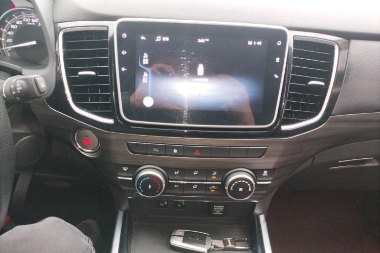 Used Isuzu mu-X 2022 2.0T Gasoline Automatic 4WD Jingyue Trim with 5 Seats