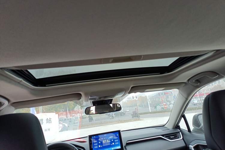 Used Toyota Wildlander 2022 2.0L CVT Two-Wheel Drive Luxury Edition
