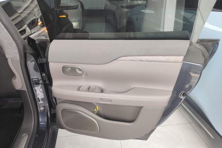 Used Nio ET7 2024 75 kWh Executive Edition
