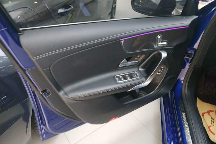 Used Mercedes-Benz A-Class 2020 Restyled A 200 L Sport Sedan Fashion Version