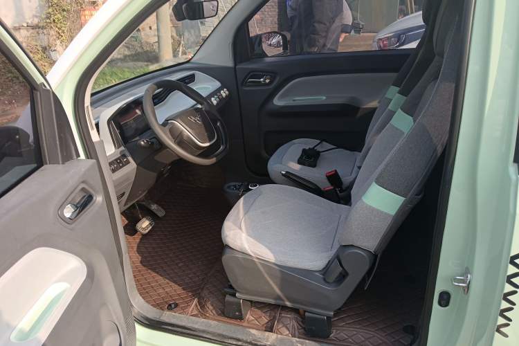 Used Wuling Hongguang MINIEV 2021 Macaron Premium Model – Lithium-NMC