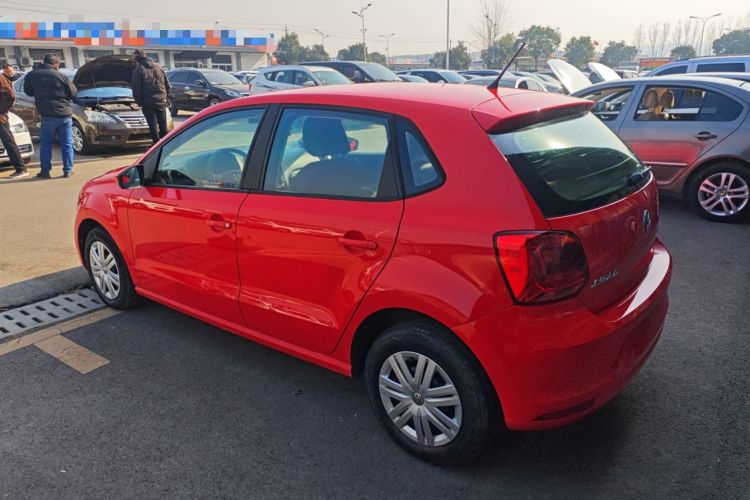 Used Volkswagen Polo 2014 1.4L Manual Fashion Edition