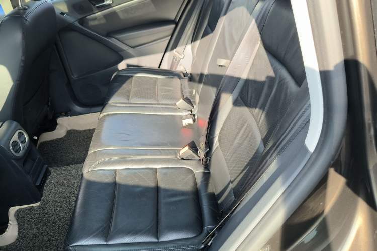 Used Volkswagen Tiguan 2013 2.0 TSI Automatic All-Wheel Drive Luxury Edition