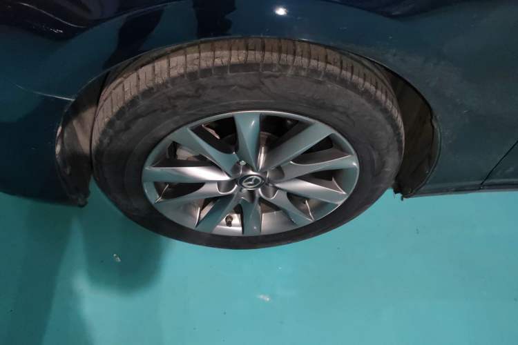 Used Mazda Atenza 2020 2.0L Blue Sky Luxury Edition
