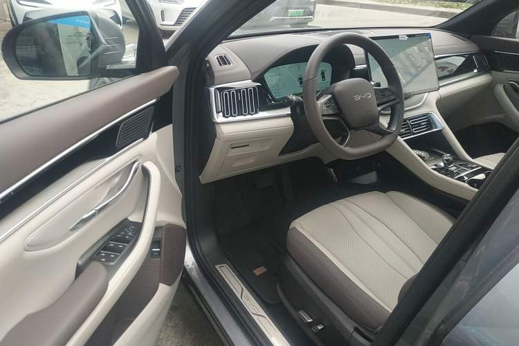 Used BYD Song PLUS New Energy 2025 DM-i Intelligent Driving 160KM Flagship Model
