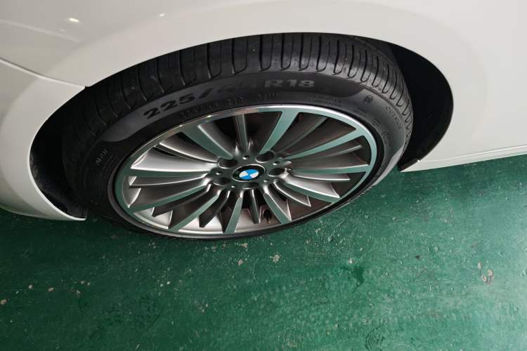 Used BMW 3 Series 2019 320Li Fashion Model
