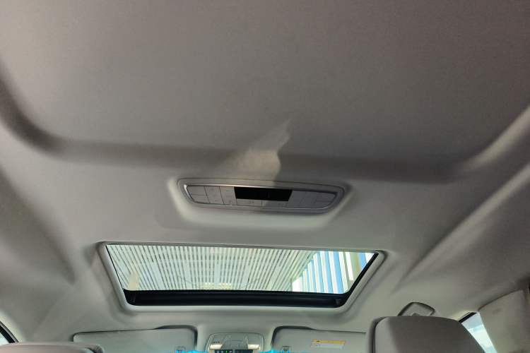 Used Buick GL8 2022 ES Landtrek 653T Comfort Edition
