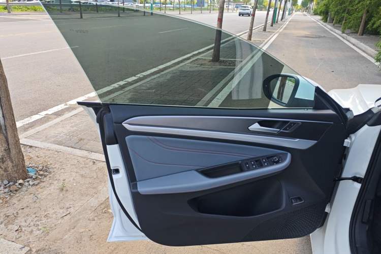 Used Volkswagen Lamando 2024 Lavida L 280TSI DSG Cool & Spicy Edition
