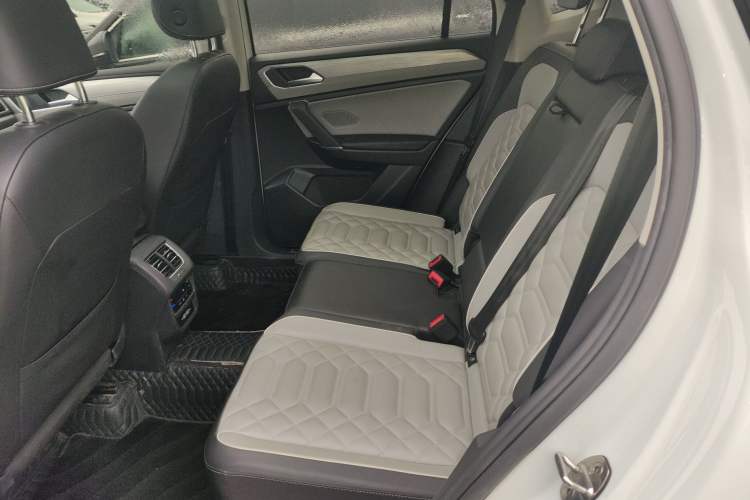 Used Volkswagen Tayron 2023 330TSI Two-Wheel-Drive R-Line High-Energy Version