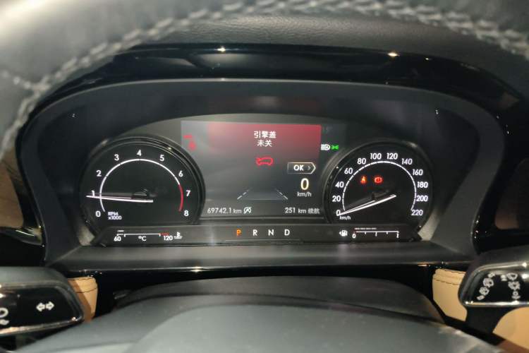 Used Lincoln Corsair 2021 2.0T Two-Wheel-Drive Luxury Edition