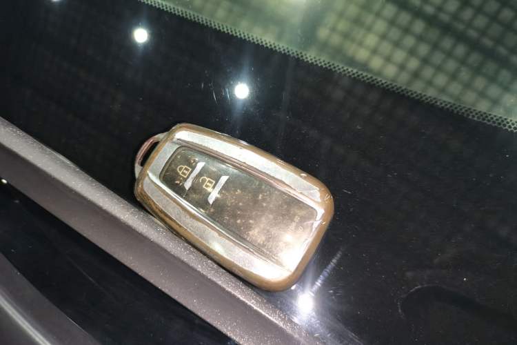 Used Toyota RAV4 2021 2.0L CVT Two-Wheel Drive Fashion PLUS Edition