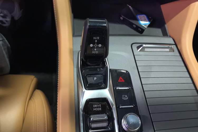 Used Lynk & Co 09 EM-P 2023 2.0TD EM-P Long-Range Version PM 7-Seater
