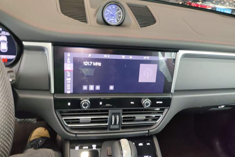 Used Porsche Macan 2022 Macan 2.0T