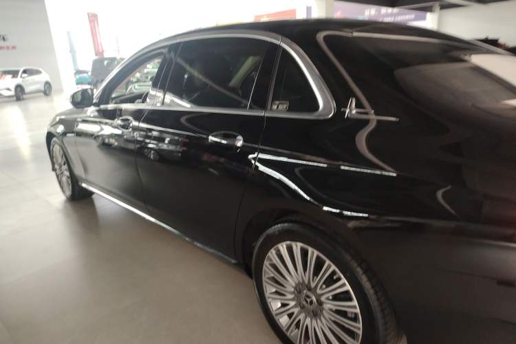 Used Mercedes-Benz E-Class 2022 Second Facelift E 300 L Luxury Edition
