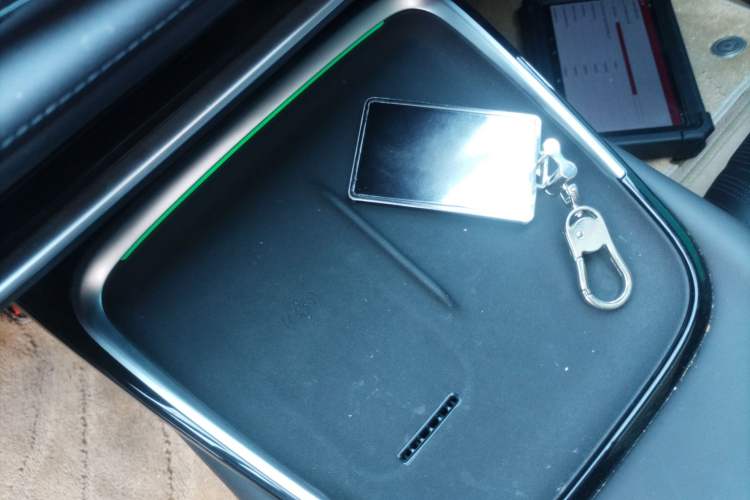 Used  SL03 2025 Extended-Range Sporty Version
