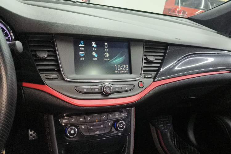 Used Buick Verano 2016 Hatchback GS 20T Dual-Clutch Passionate Sporty Model
