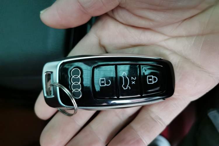 Used Audi Q7 2021 45 TFSI quattro S line Sport model