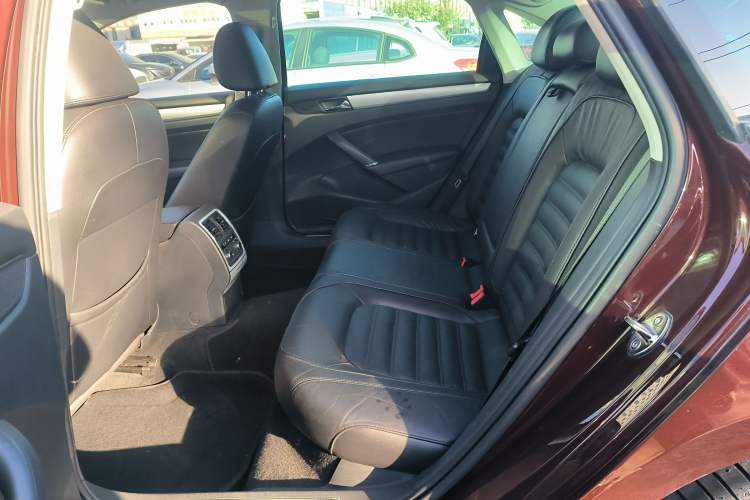 Used Volkswagen Passat 2015 1.8TSI DSG Prestige Edition