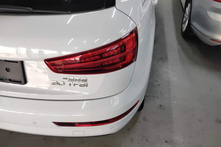 Used Audi Q3 2017 30 TFSI Fashion Model
