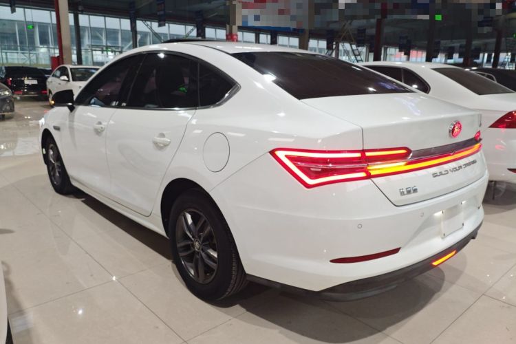 Used BYD Qin Pro 2019 Super Edition 1.5TI Manual Smart Connect Powerful Model China VI Standard
