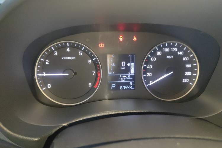 Used Hyundai ix25 2015 1.6L Automatic Two-Wheel Drive Smart GLS Trim
