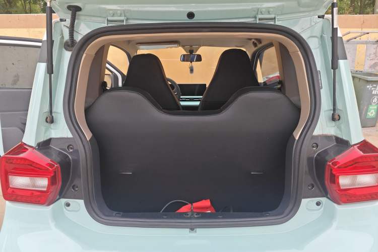 Used  Yuanbao 2022 Smart Version
