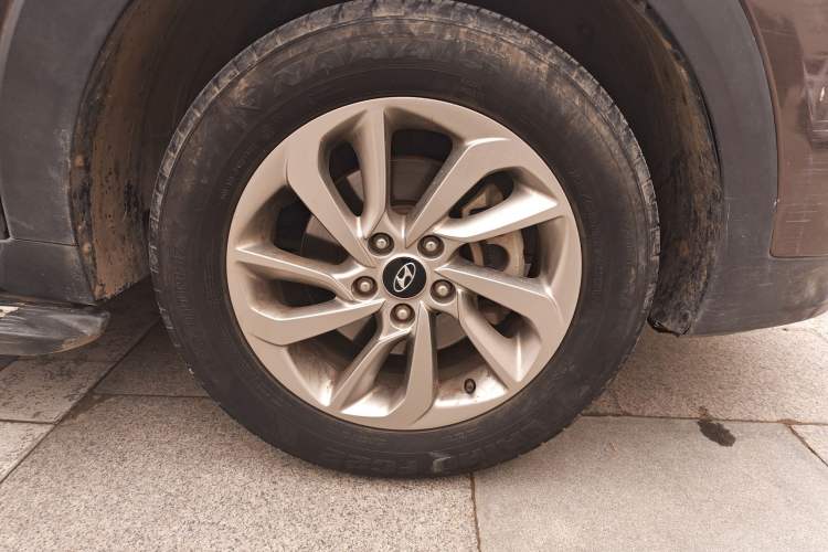 Used Hyundai Tucson 2015 1.6T Dual-Clutch Two-Wheel-Drive Smart Model