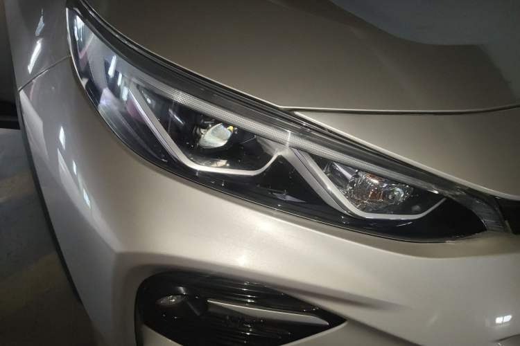 Used Toyota Wildlander 2023 Dual-Motor 2.5L E-CVT Two-Wheel Drive Prestige Edition