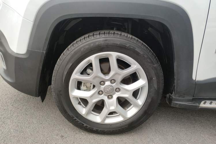 Used  Renegade 2018 Connected Large Screen Version 180T Automatic Jingneng Version
