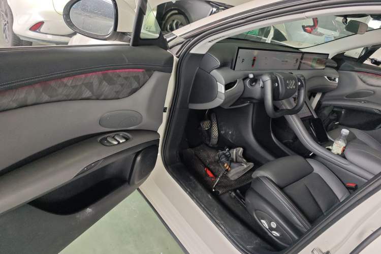 Used  LS6 2023 Max Standard Edition
