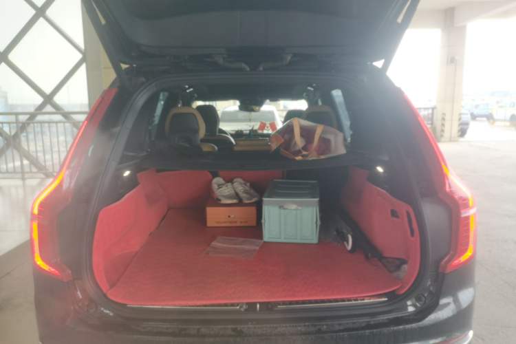 Used Volvo XC90 2019 T5 Zhiyi Edition 5-Seater China VI Standard
