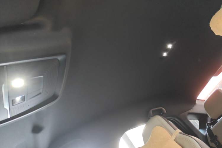 Used BYD Qin PLUS 2024 HONOR Edition DM-i 55KM Leading Model
