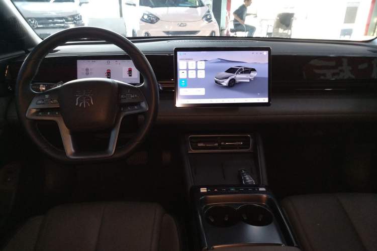 Used BYD Qin L 2025 EV 545KM Beyond Version
