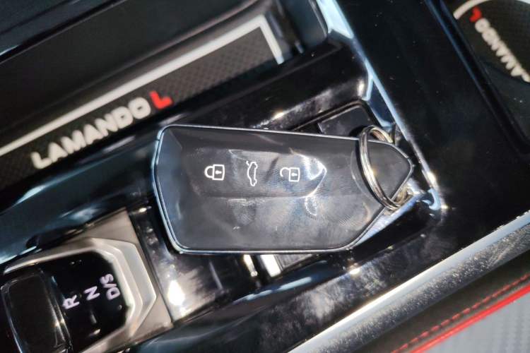 Used Volkswagen Lamando 2022 Lavida L 280TSI DSG Cool & Spicy Edition