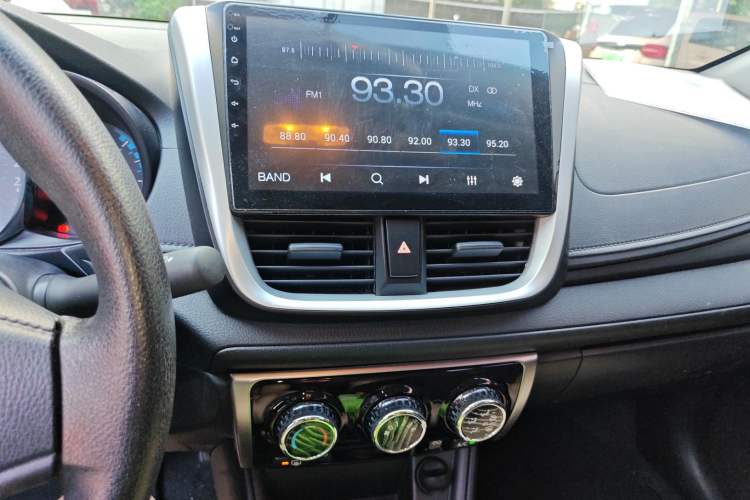 Used Toyota YARiS L 2019 1.5E CVT Dynamic Edition China VI compliant
