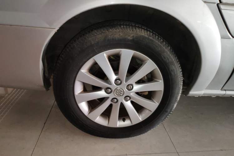 Used Buick GL8 2014 2.4L Classic Edition
