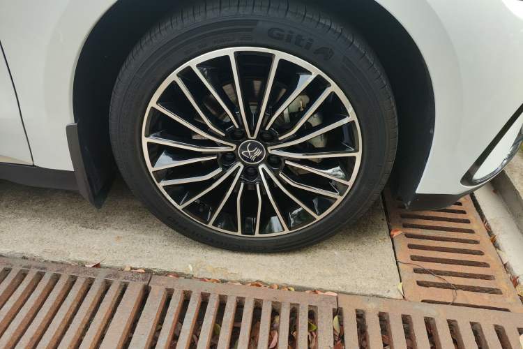 Used BYD Han 2023 EV Champion Edition 506KM Front-Wheel-Drive Premium Model
