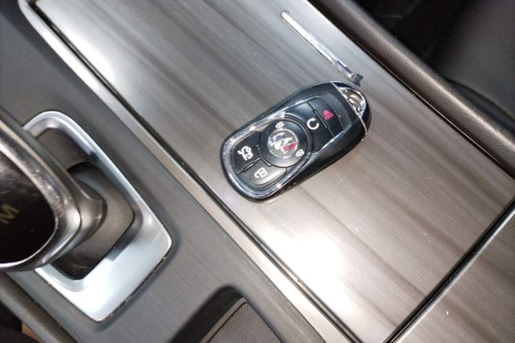 Used Buick LaCrosse 2021 652T Luxury Model
