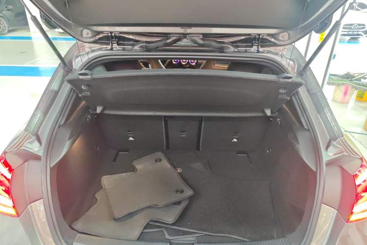 Used Mercedes-Benz A AMG 2022 AMG A 35 4MATIC
