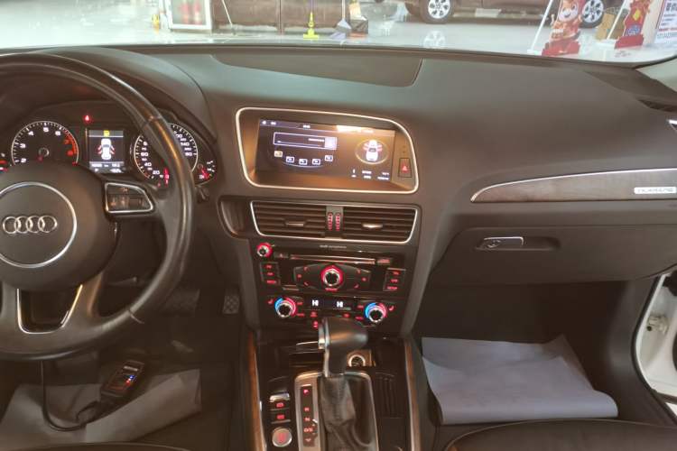 Used Audi Q5 2017 40 TFSI Technology Edition
