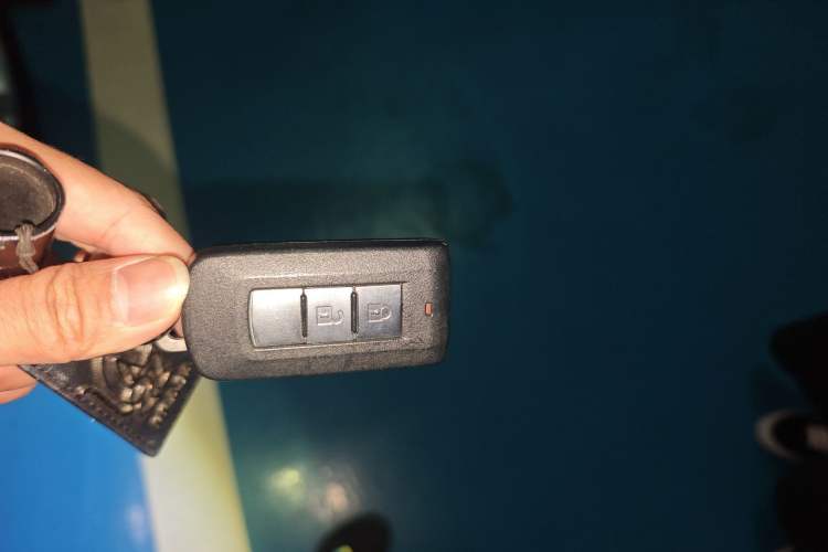 Used Mitsubishi Outlander (Import) 2013 2.4L 4x4 Luxury Navigation Edition 5 Seats