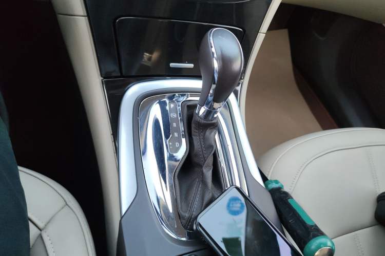 Used Buick Regal 2015 2.0L Elite Fashion Edition
