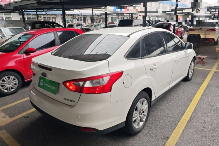 Used Ford Focus 2012 Sedan 1.6L Automatic Comfort Model
