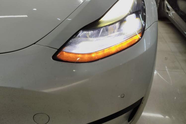 Used Tesla Model Y 2022 Rear-Wheel-Drive Version
