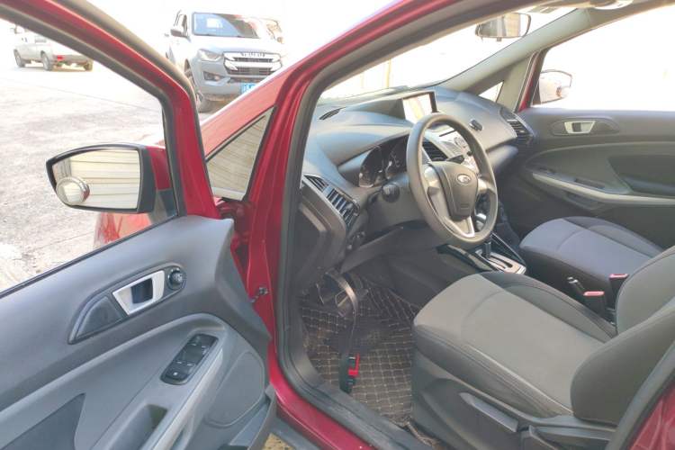 Used Ford EcoSport 2013 1.5L Automatic Fashion Model
