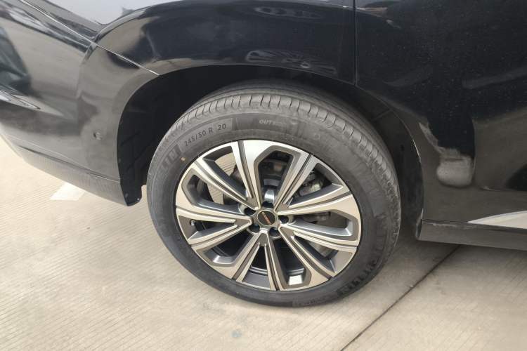 Used  Lanyue 2024 International Edition 400T Four-Wheel Drive Star Prestige 6-Seater
