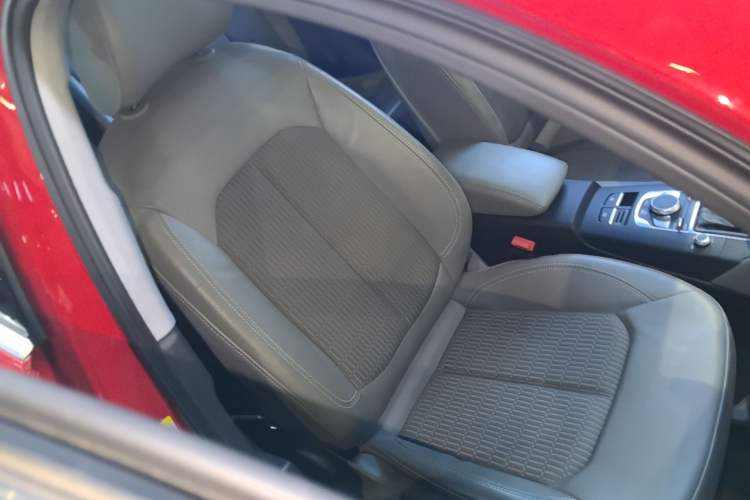 Used Audi A3 2019 Limousine 35 TFSI Fashion Edition China VI Emission Standard