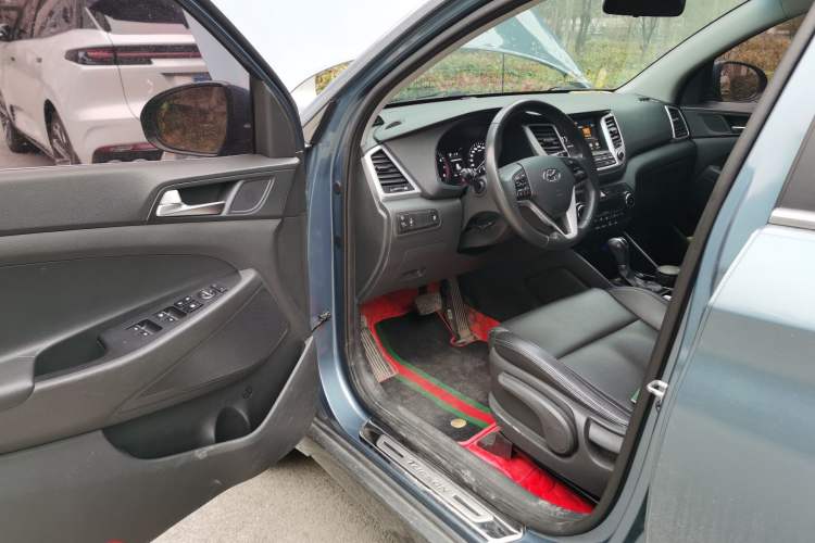 Used Hyundai Tucson 2015 1.6T Dual-Clutch Two-Wheel-Drive Smart Model