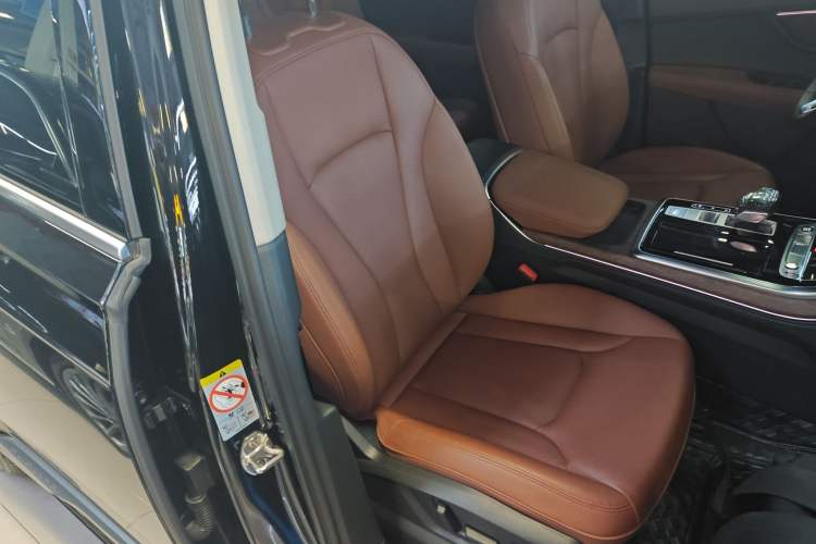 Used Audi Q7 2023 55 TFSI quattro S line Sport Edition
