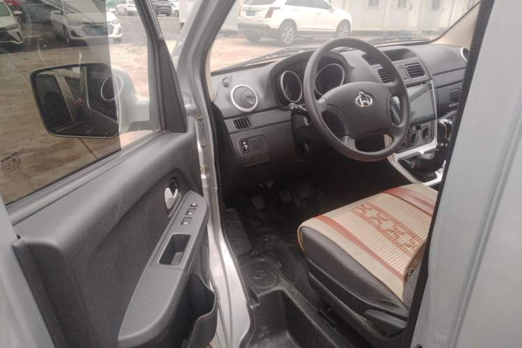 Used Chana Ruixing M70 2019 1.5L Comfort Version 6-Seater China VI Standard Flat Roof Liftback Doors – DAM15KL